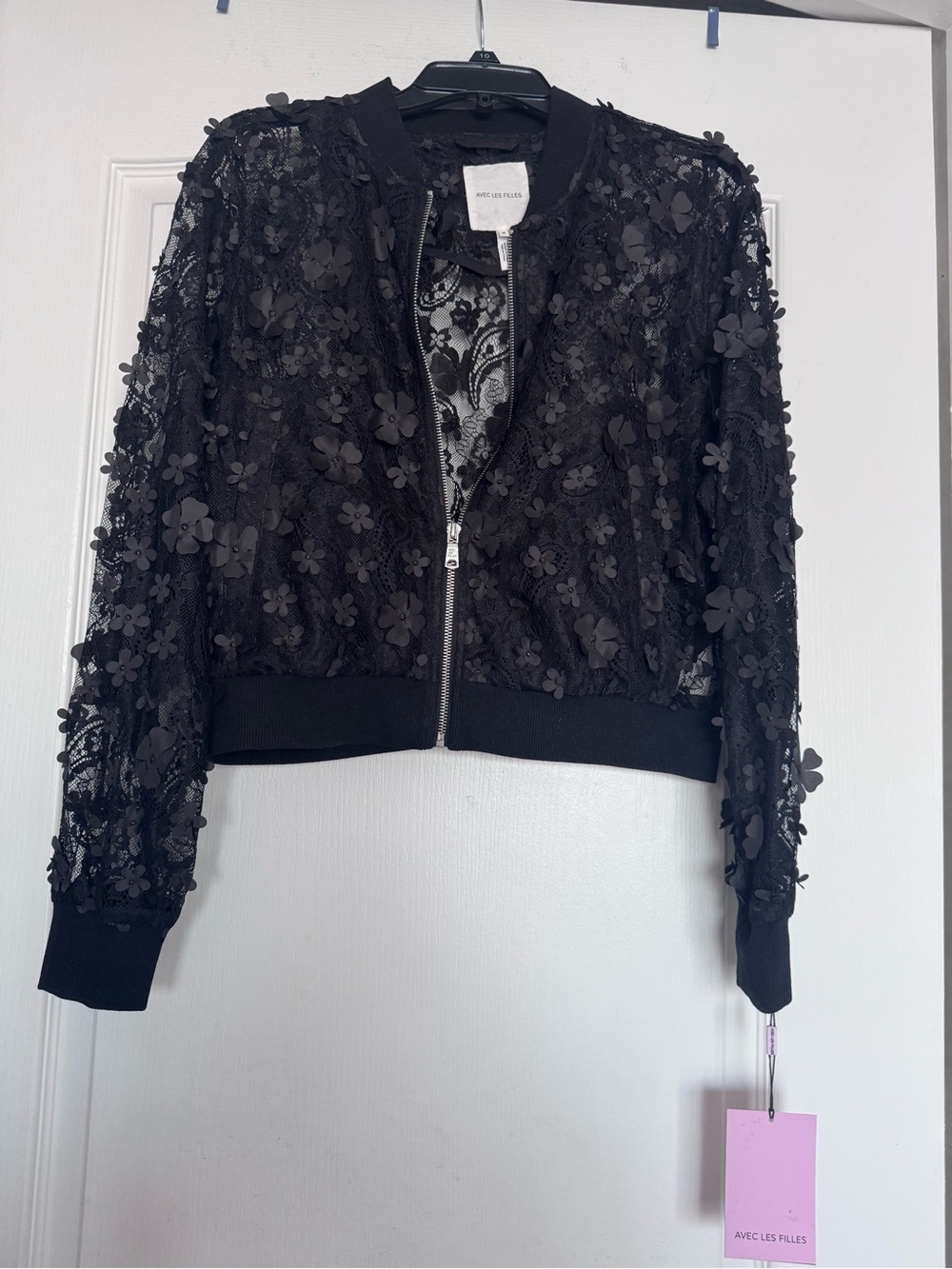 NWT Avec Les Filles Black 3D Floral Appliqué Sheer Bomber Jacket Size M - Picture 6 of 8